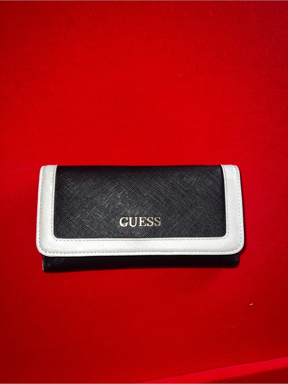 GUESS Black and White Continental Wallet